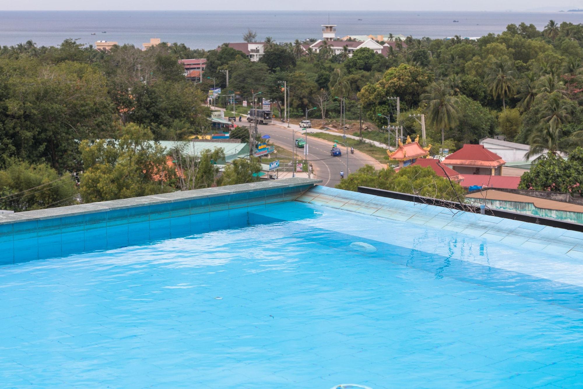 Golden Daisy Hotel Phu Quoc Exterior photo