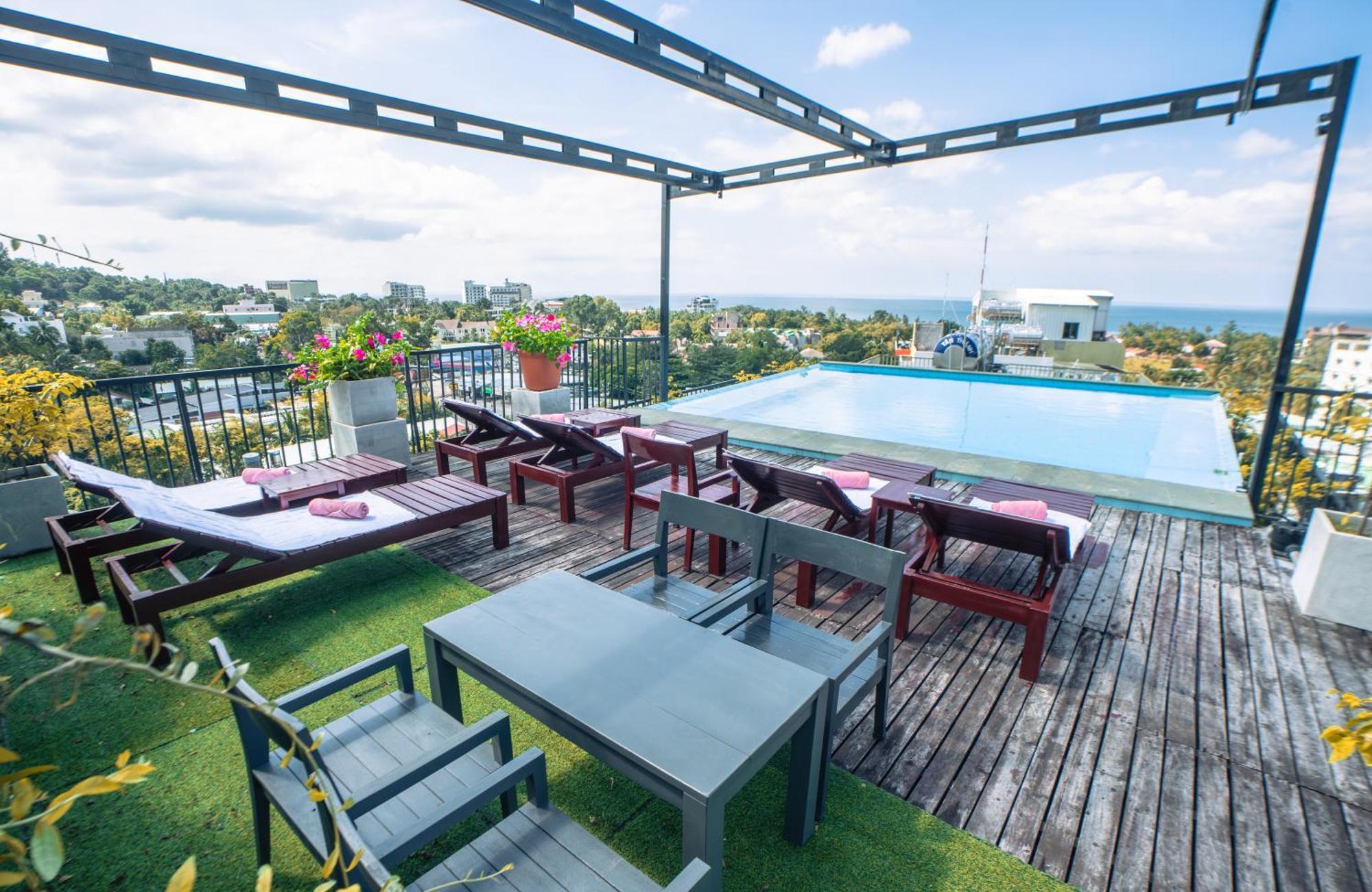 Golden Daisy Hotel Phu Quoc Exterior photo